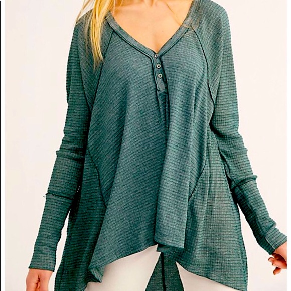 We The Free Tops - We The Free Thermal Waffle Knit Green Henley Oversized Shirt Woman’s Size M